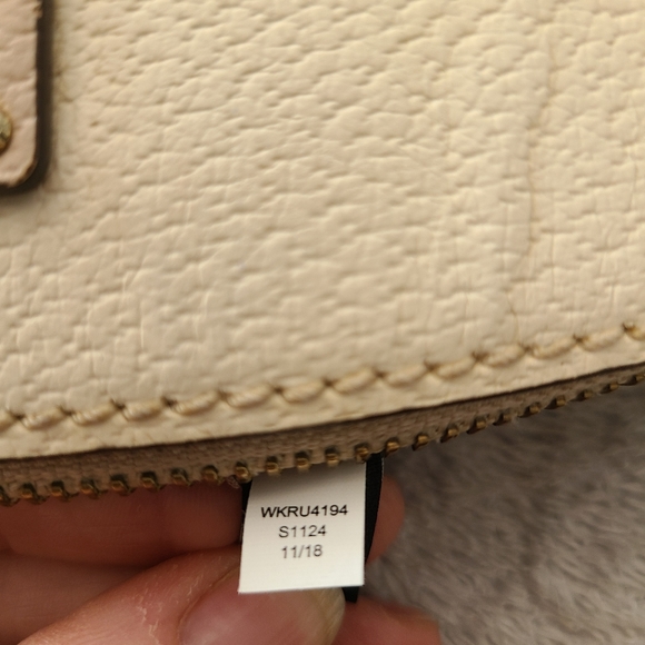 EUC Kate Spade Crossbody Hip Bag - Picture 11 of 11